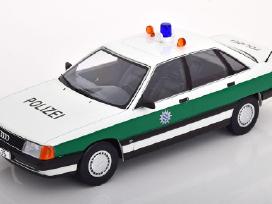 Audi 100 Polizei