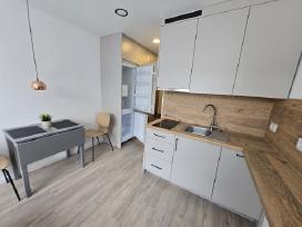 Naujai įrengta, studija Algirdo g., Naujamiestyje