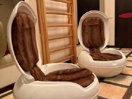 Garden Egg Chair su natūraliu audinės kailiu