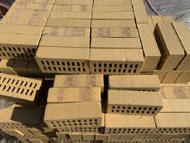 Išparduodamos klinkerinės plytos 1700 vnt , 35 m2