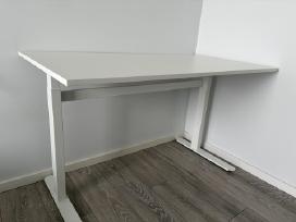 Reguliuojamo aukščio rašomasis stalas