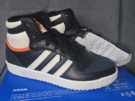 Adidas kedukai
