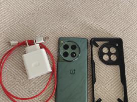 Parduodu naudota telefoną oneplus 12 16-512