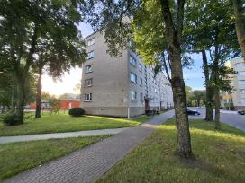 Nuomojamas 2 kambarių butas šalia Akropolio