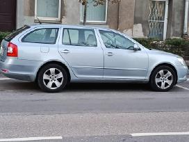 Skubiai parduodama tvarkinga Skoda Octavia"