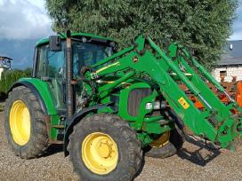 Traktorius john deere 6330 su krautuvu