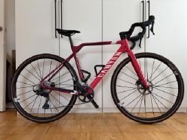 Canyon Inflite CF SL 6