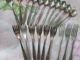 Antikvariniai stalo įrankiai. Už 30€.