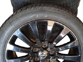 Ratlankiai R18 su padangom 245/45 R18