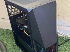 Gaming Pc Rx 6600xt i5 10400f 16gb RAM