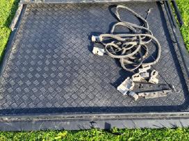Toyota Hilux bagažinės dangtis