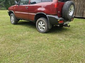 Parduodu visureigi Nissan Terano 2,1995m 2,7 dyz.