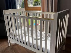 Mamas & Papas medinė lovytė su čiužiniu