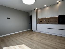 Moderniai Perplanuotas 3 Kambarių Butas
