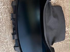 Bmw G01 skydelis