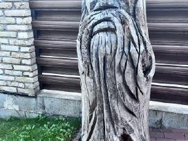 Medinė skulptūra