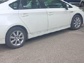 Toyota Prius 3 Išsimokėtinai arba Nuoma