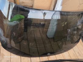 Stiklas toyota Chr ir plastmasės