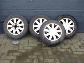 Ford lengvo lydinio ratlankiai 175/65 R14 su padan