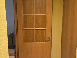 Dovanojamos naudotos vidaus durys su stakta