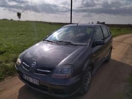 Nissan Almera tino