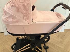 Cybex priam V4