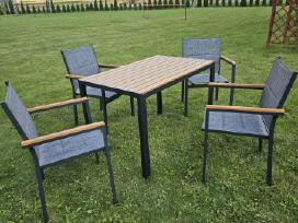 Naujų lauko baldų komplektas