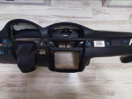 Bmw E9x panelė