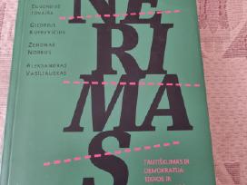 Nerimas , Tautiškumas ir demokratija