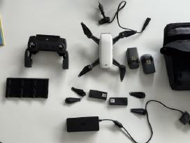 Dji spark dronas su pilnu komplektu