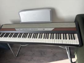 Parduodamas Korg Sp-250 elektrinis pianinas