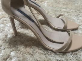 Stuart Weitzman basutes