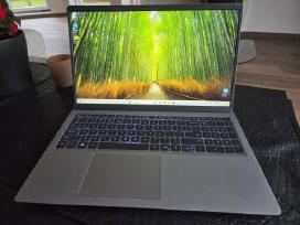Dell Vostro 3525 15,6'' Ryzen 3 8gb RAM 256gb SSD