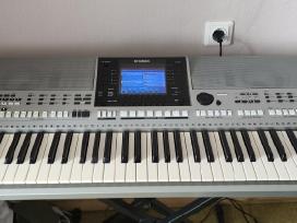 Yamaha Psr s900