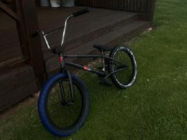 BMX dviratis