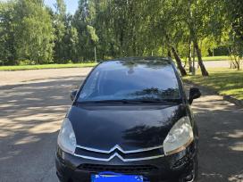 Parduodu automobilį