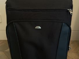 Samsonite rankinio bagažo lagaminas.