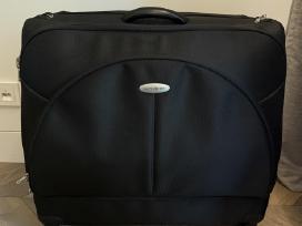 Samsonite lagaminas skirtas kostiumams.