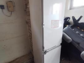 Liebherr integruojamas Nofrost šaldytuvas.