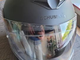 Parduodi Schubert C3 Pro šalmą
