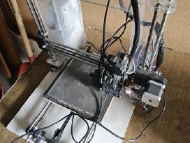 3D spausdintuvas (kliprap+prusa Mini), veikia