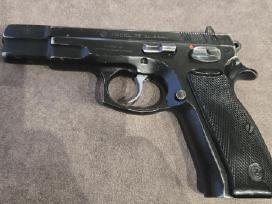 Pistoletas Cz 75 (Su Gedimino stulpais)