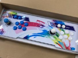 Arcade Raspberry Pi žaidimų konsolė