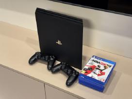 Ps4 Pro + 2 pulteliai + žaidimai Puikus komplektas