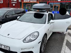 Porche Panamera stogo skersiniai