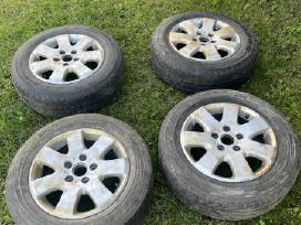 Padangos uždėtos buvo ant VW T5.1