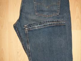 Levis