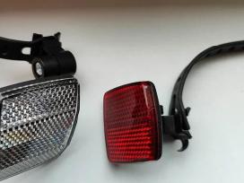 Atsvaitas baltas ir raudonas