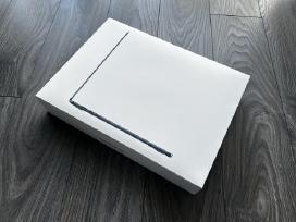 MacBook Air M3 15-inch