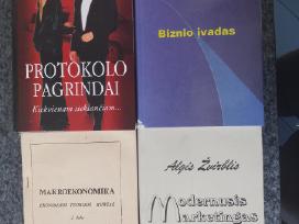 A. Lydekos ir biznio vadoveliai